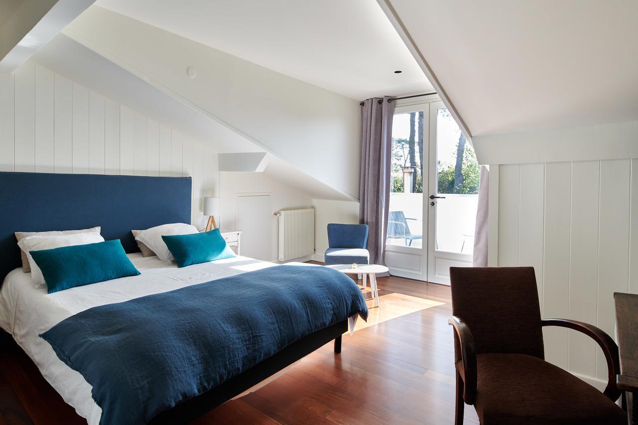 Maison Arbolateia Avec Piscine Et Spa ビダール エクステリア 写真